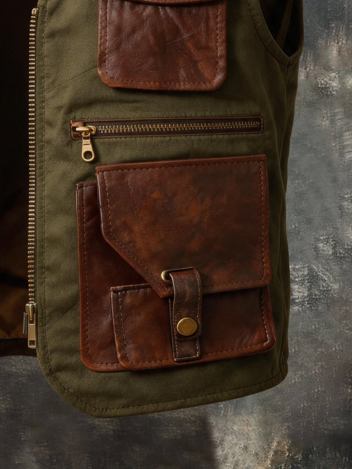 Men's Retro Leather-Panelled Multifunctional Multi-Pocket Outdoor Vest
