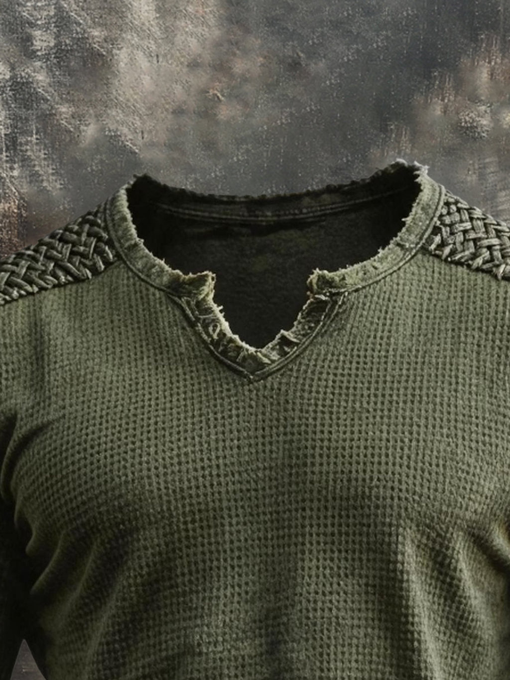Men's Vintage-Style Distressed Long-Sleeve Top with Raw Edges and Small V-Neck