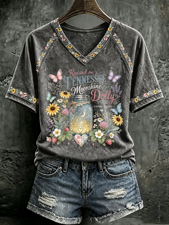 V Neck Retro Raised On Tennessee Moonshine Print T-Shirt