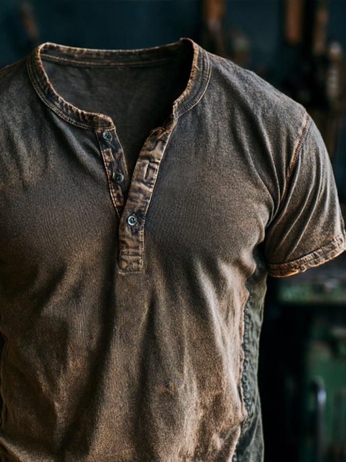 Men'S Short-Sleeve Henley Shirt With Vintage Distressed Print