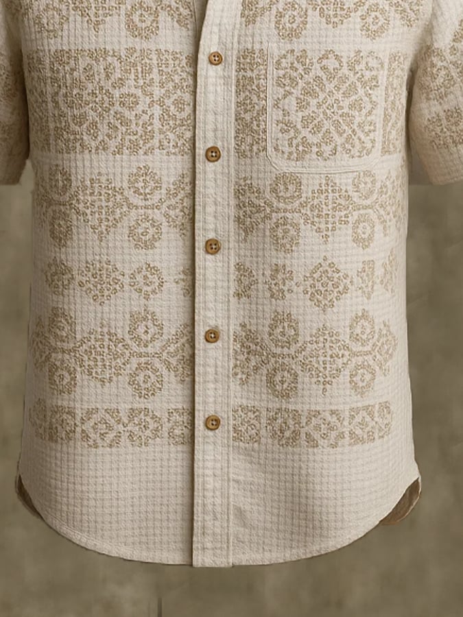 Fashionable short-sleeved shirt with crochet pattern for men