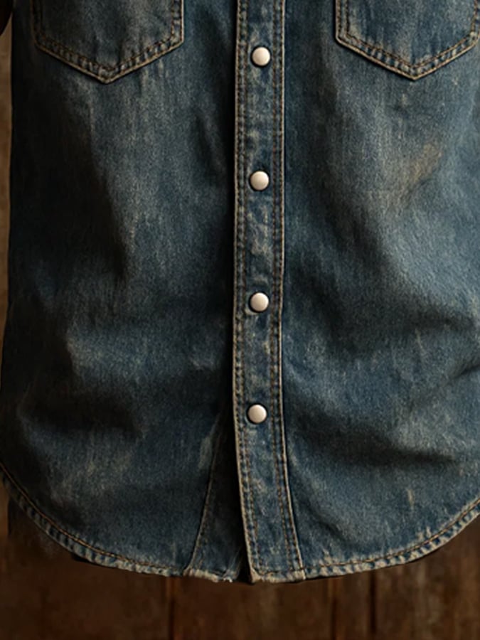 Men's vintage twill shirt with two pockets and short sleeves in a used look