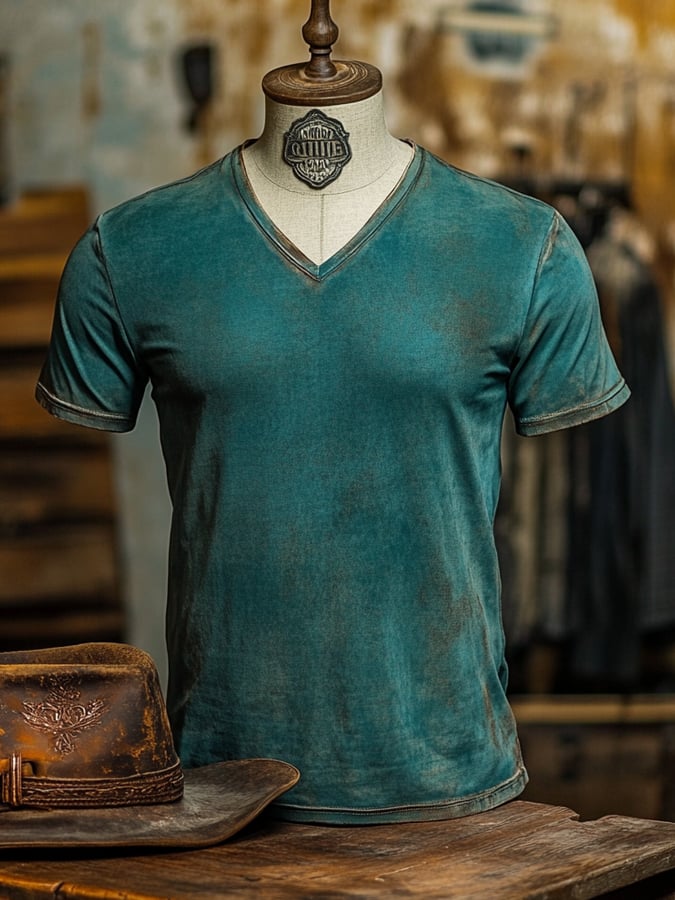 Men's vintage style V-neck short sleeve t-shirt