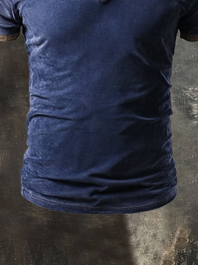 Men's casual short-sleeved T-shirt with retro stitching and contrast color