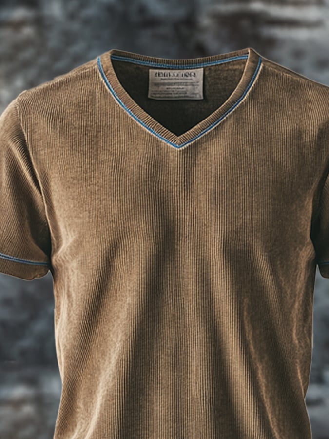 Men's vintage style V-neck short sleeve t-shirt