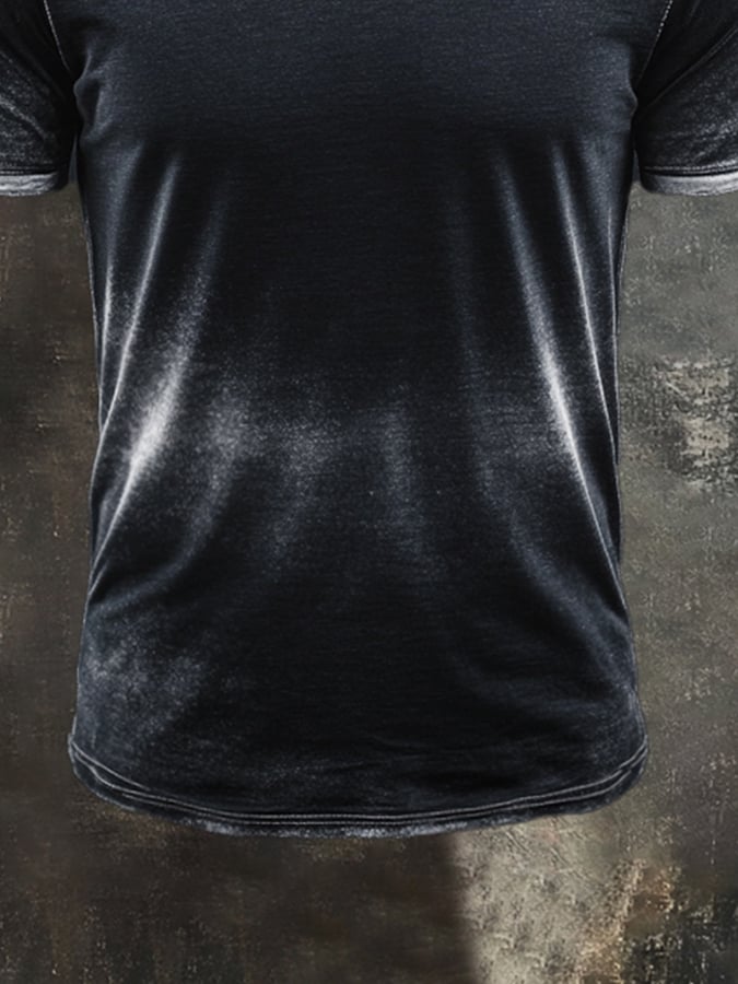 Men's V-neck T-shirt with washed seams in contrast color in retro style