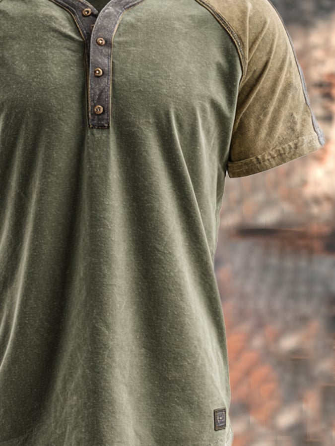 Men's retro colorblock Henley T-shirt with slim fit and short sleeves