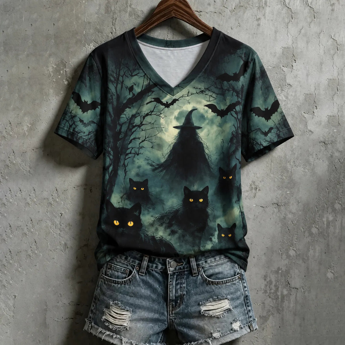 Women's Halloween Wizard Black Cat Art Print Short Sleeve Top