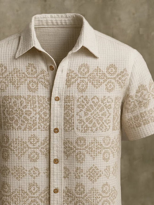 Fashionable short-sleeved shirt with crochet pattern for men