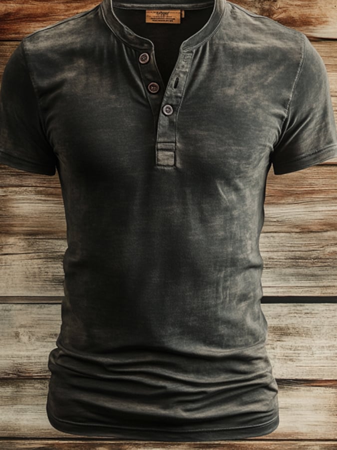 Men's casual vintage style Henley shirt with washed print and short sleeves