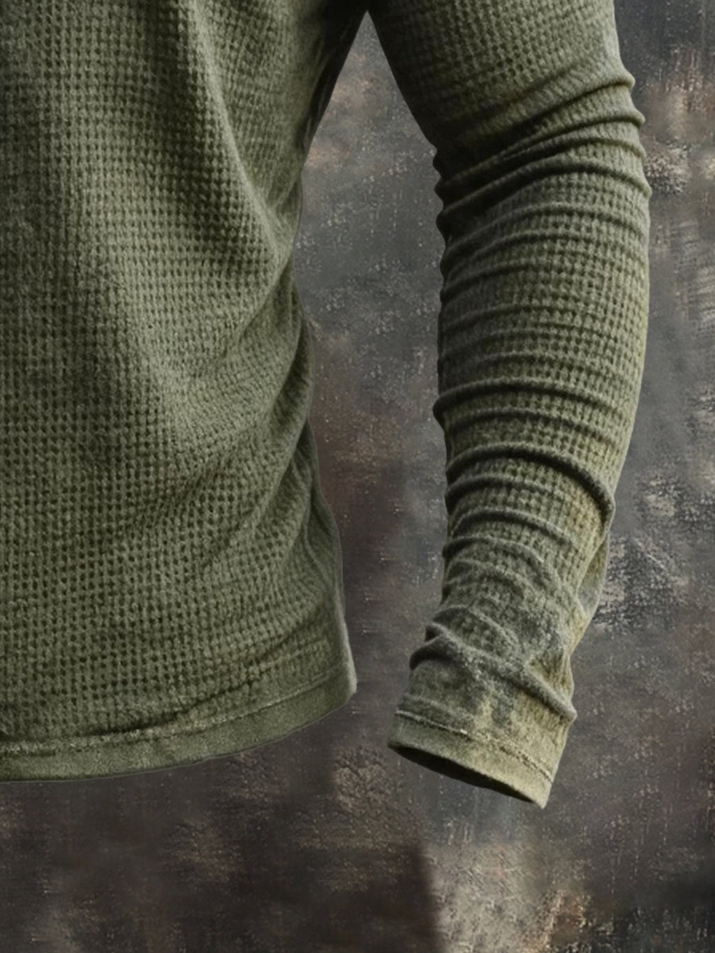 Men's Vintage-Style Distressed Long-Sleeve Top with Raw Edges and Small V-Neck