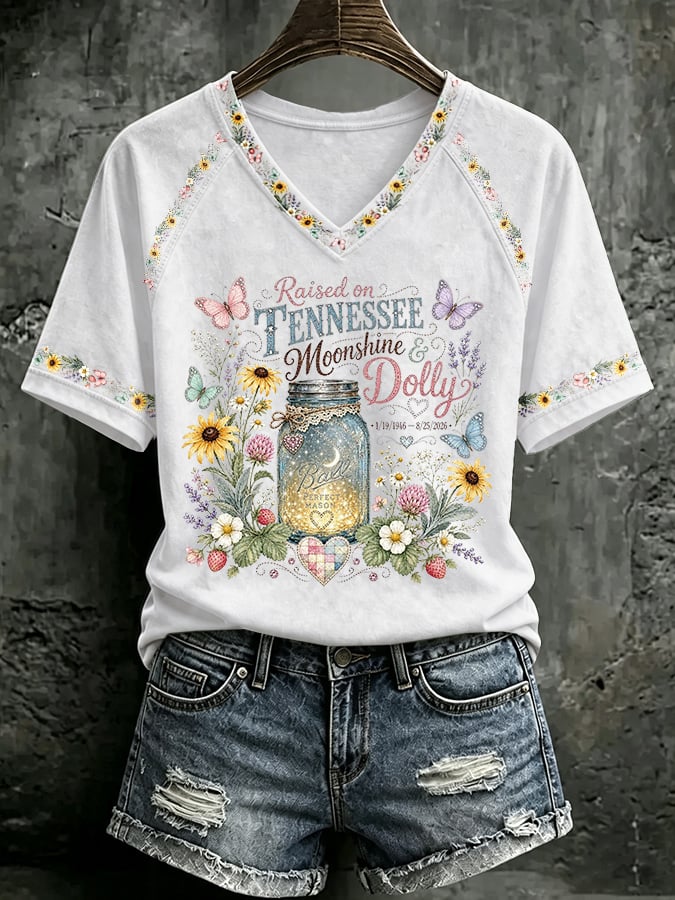 V Neck Retro Raised On Tennessee Moonshine Print T-Shirt