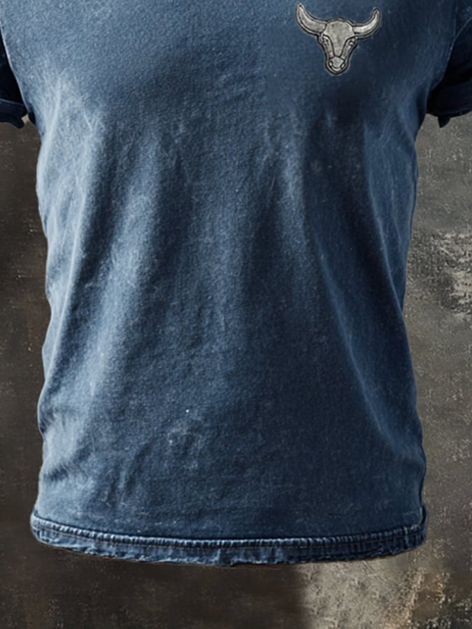 Men's vintage-style washed cotton T-shirt with round neck and short sleeves