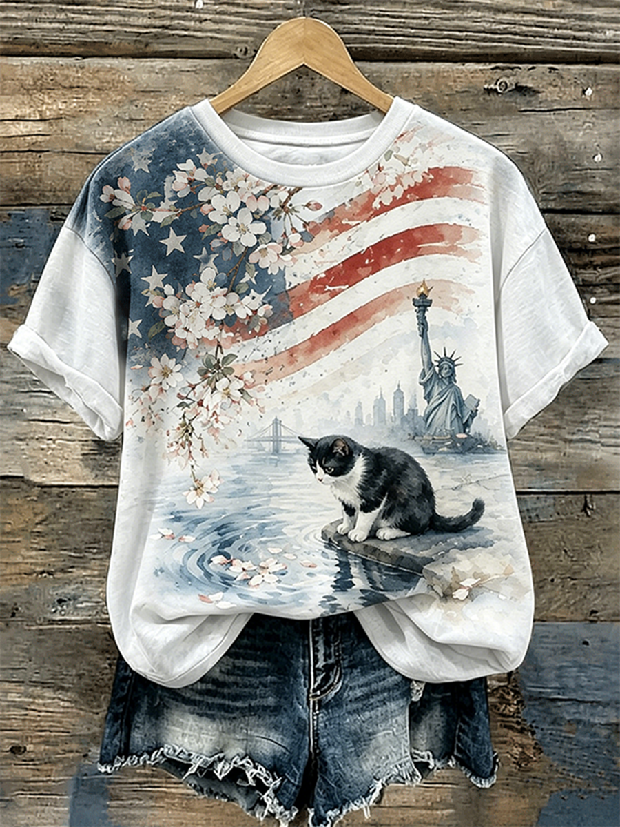 Women's Watercolor Cherry Blossom Cat Statue Of Liberty Distressed USA Flag Short Sleeve Tee