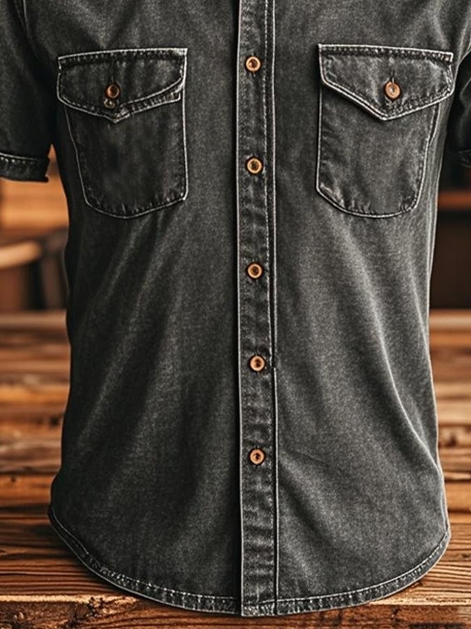 Men's vintage twill shirt with two pockets and short sleeves in a used look