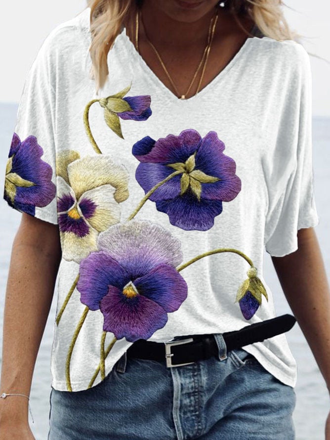 Women's Alzheimer's Purple Floral V-Neck T-Shirt